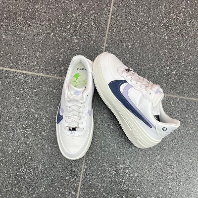 NIKE W AF1 PLT AF ORM LV8