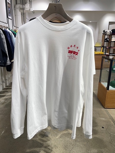 FR2 白 Sweatshirt 頭狂色情兎 エフアールツー 絶対一番安い