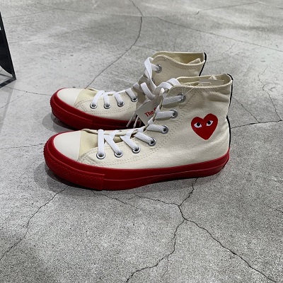 PLAY Comme des Garçons × Converse 紅底單顆愛心帆布鞋